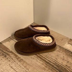 Uggs Tasman